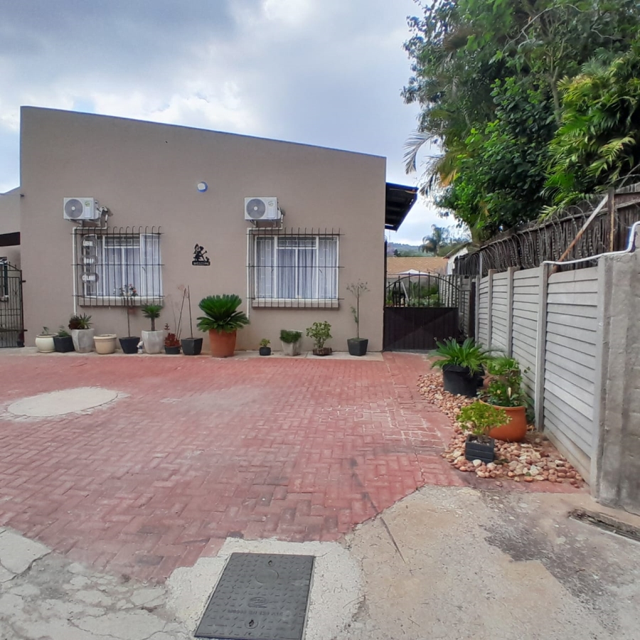 3 Bedroom Property for Sale in Bodorp North West